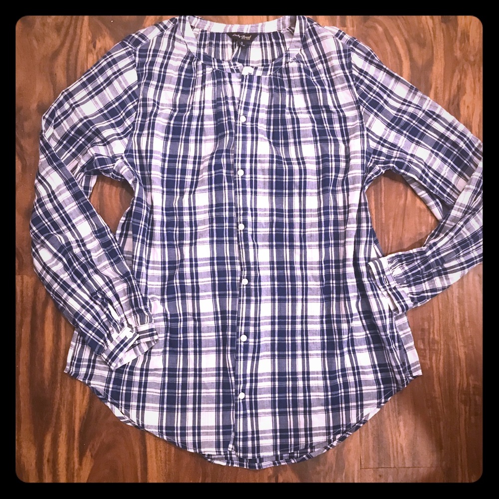 Lucky brand top, new with tags!
